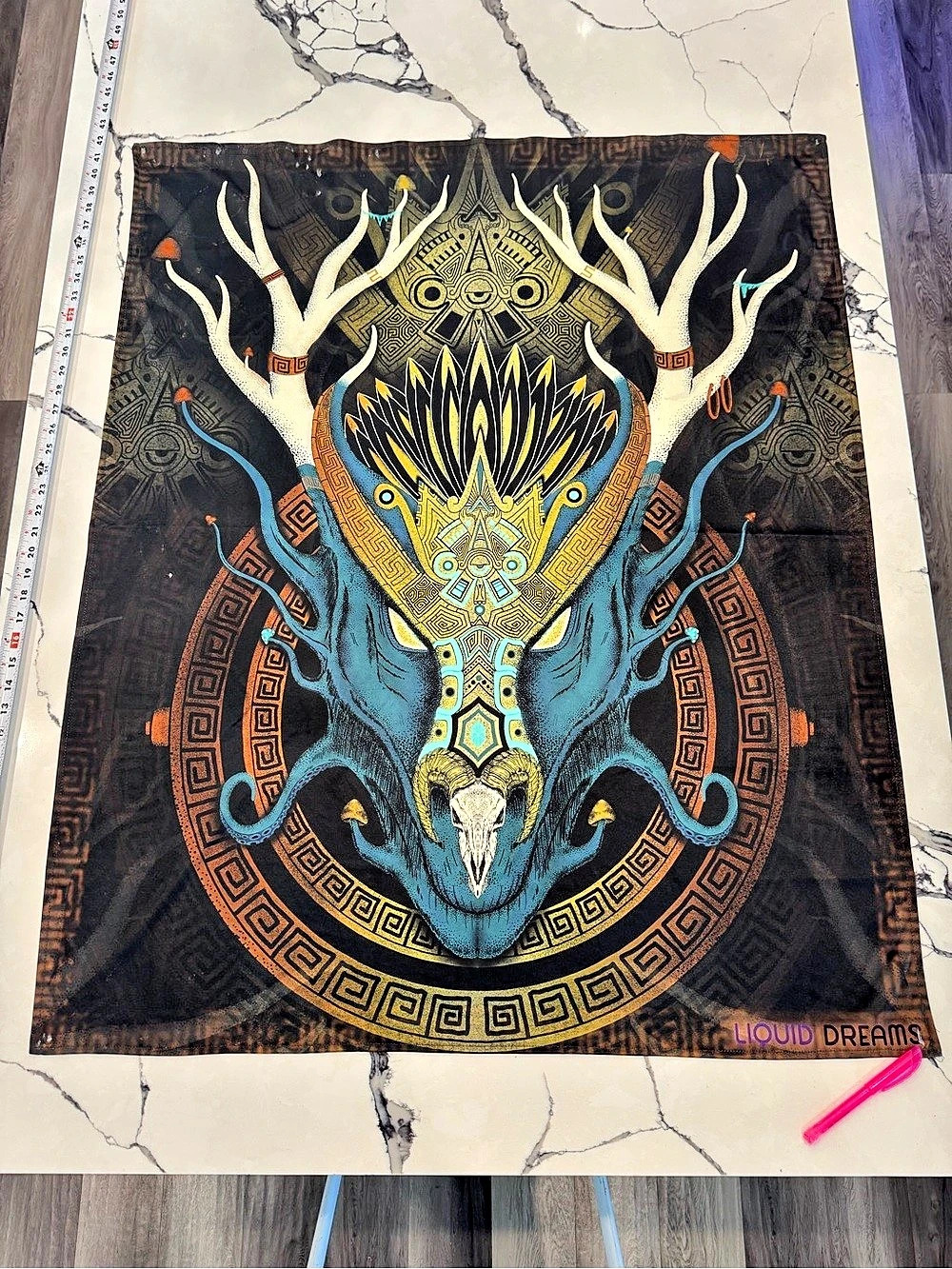 Liquid DreamGeometric Wall Tapestry Black & Blue